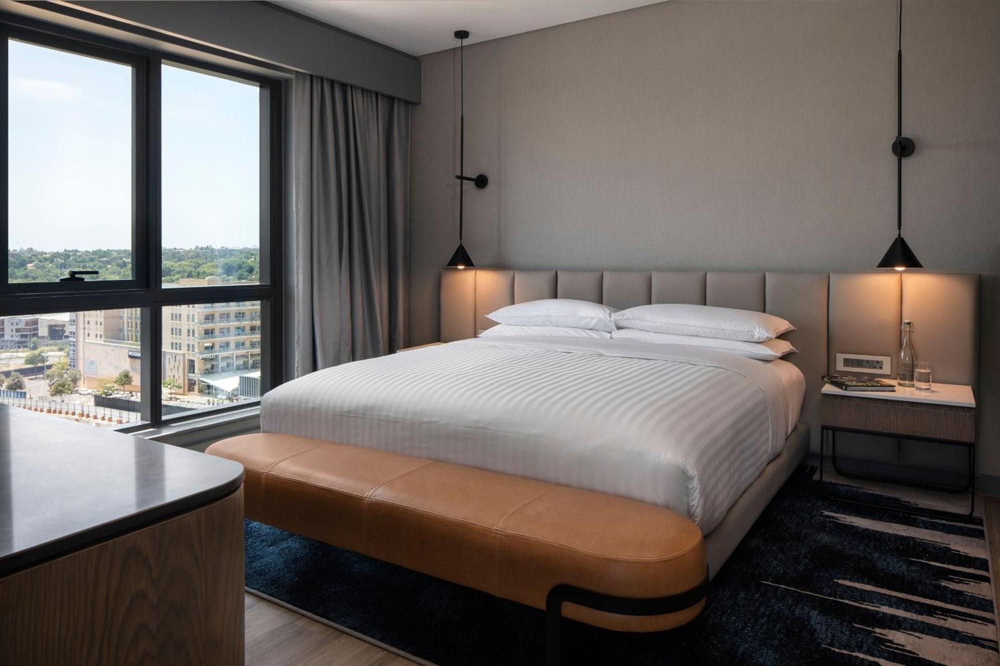 JOHANNESBURG MARRIOTT HOTEL MELROSE ARCH | 4-STAR ACCOMMODATION MELROSE