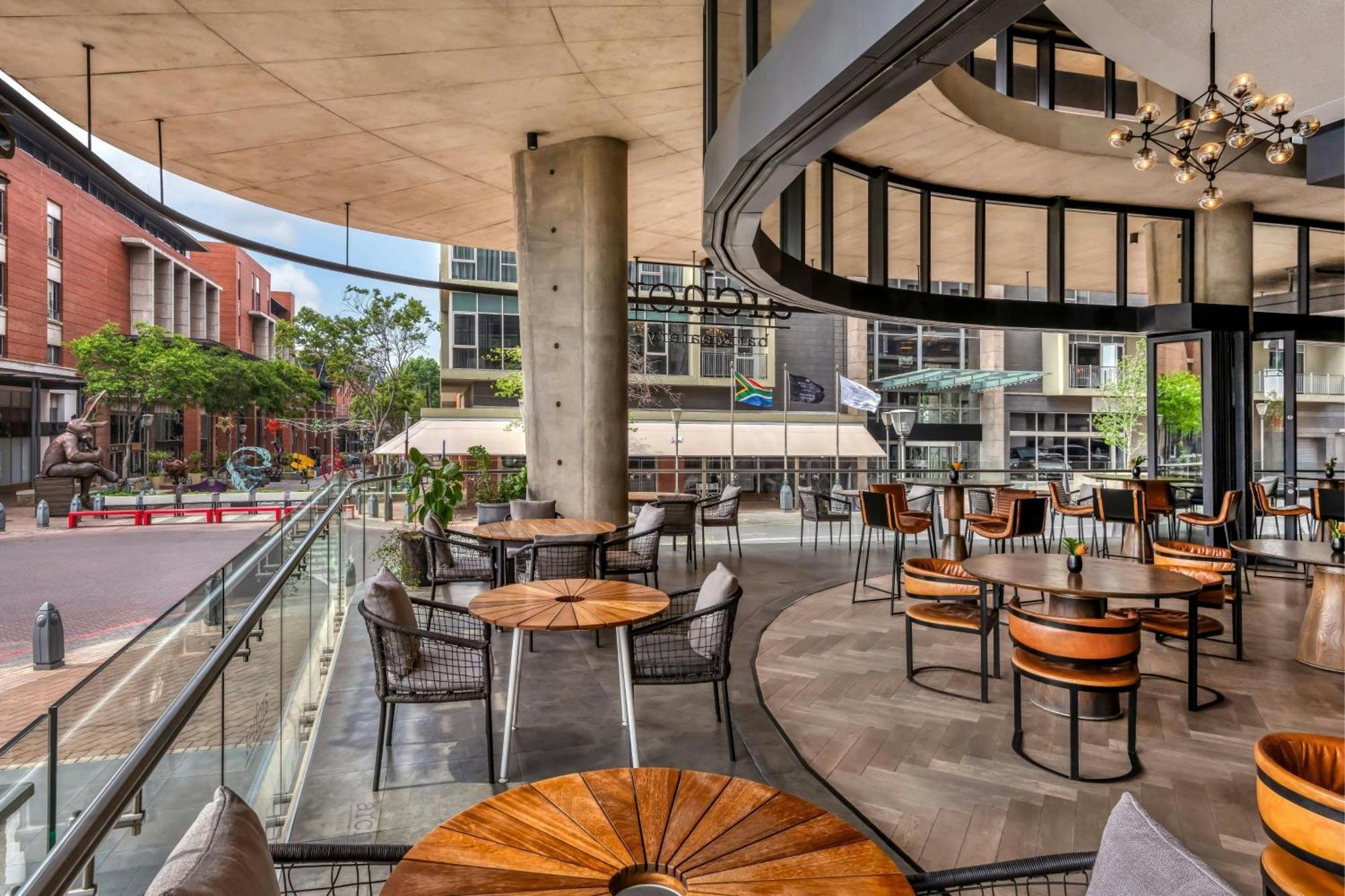 JOHANNESBURG MARRIOTT HOTEL MELROSE ARCH | 4-STAR ACCOMMODATION MELROSE